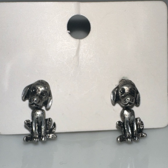 Cute silver puppy dog earrings - Picture 1 of 2